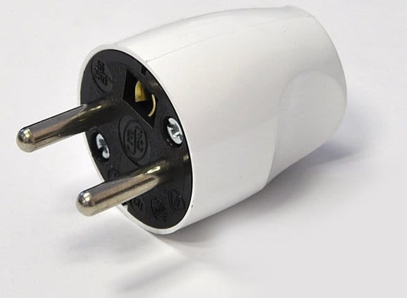 Elektryczna wtyczka prosta Z/U W-131 W131